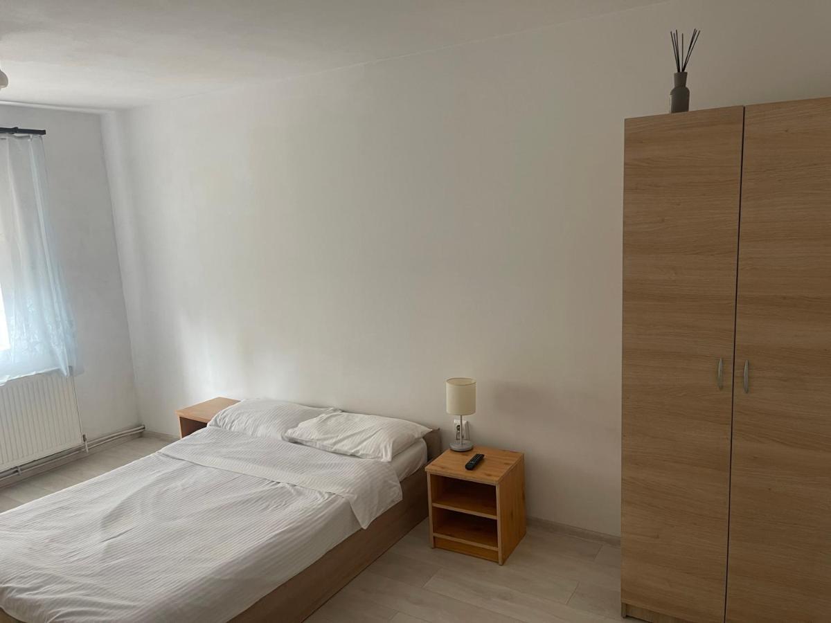 Ana Central Rooms Oradea Exteriör bild
